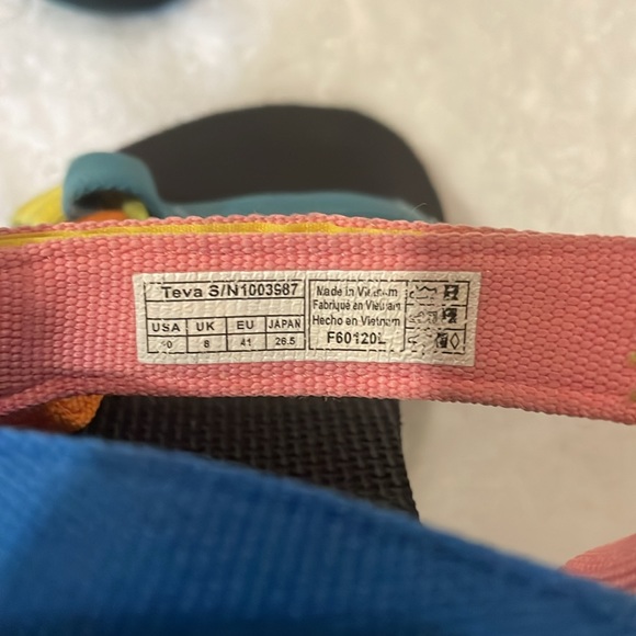 TEVA Sandals Original Universal 90S Multi Colored Lightweight Womens Size 8 - Picture 6 of 6